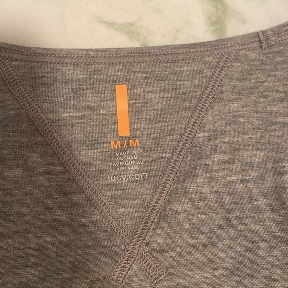 Lucy brand workout tshirt - Picture 3 of 3